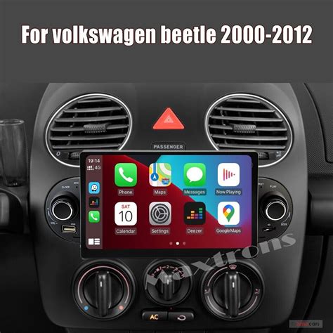 Volkswagen New Beetle dashboard with original radio unit
