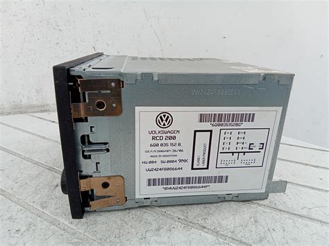 Dettaglio dei tasti autoradio Volkswagen serie Z9Z7