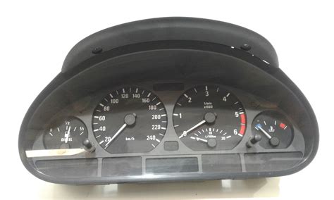 Interni BMW E46 con quadro strumenti