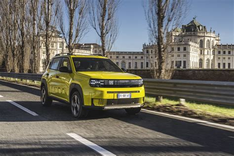 Fiat Grande Panda esterni