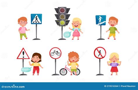 Bambini che imparano le regole del traffico