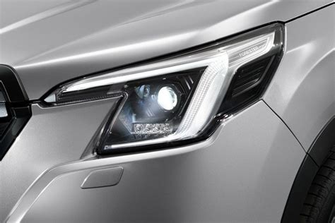 Subaru Forester con fari LED