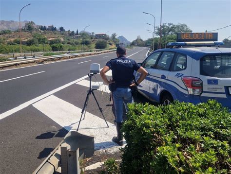 Strumentazione della Polizia Stradale per controlli emissioni