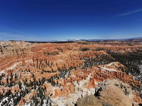 Veduta panoramica delle formazioni rocciose uniche del Bryce Canyon
