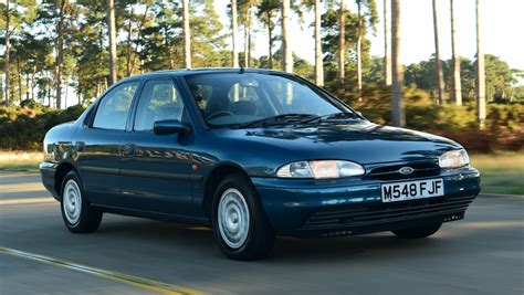Ford Mondeo Mk1 restyling anteriore