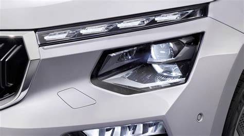 Dettaglio fari anteriori LED Skoda Kamiq