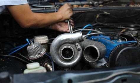 Manutenzione auto e turbocompressore