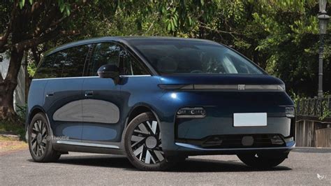 Vista interna del vano motore Fiat Multipla