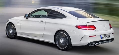 Mercedes-AMG C 43 4MATIC Coupé vista frontale