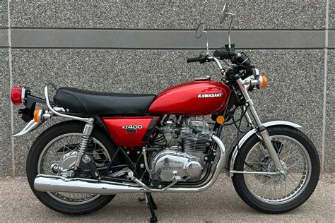 Motocicletta Kawasaki KZ 400 1977