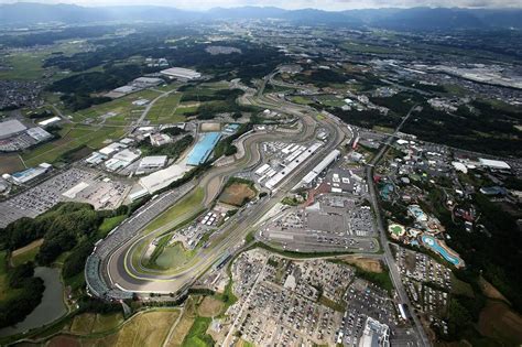 Suzuka circuit overview with the iconic crossover bridge