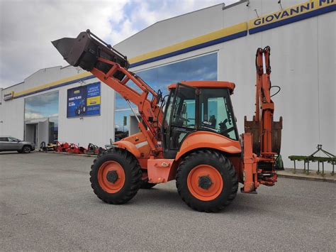 Terna Fiat-Hitachi FB100 con accessori