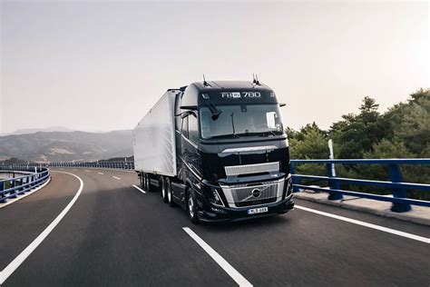 Volvo FH16 su autostrada, grafica consumo carburante