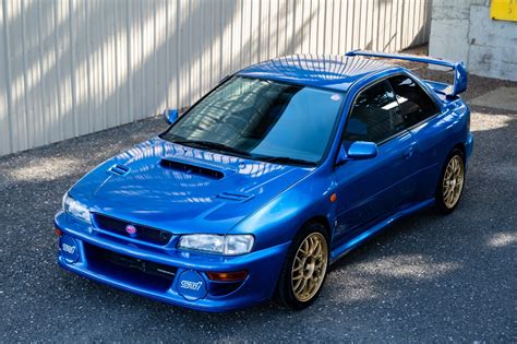Subaru Impreza 22B
