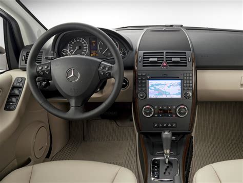 Interni Mercedes Classe A W169 Coupé