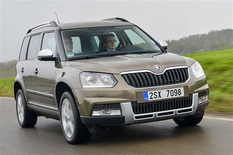 SKODA Yeti 4x4 on different terrains