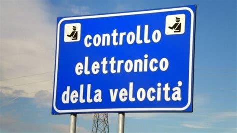 Cartello di preavviso autovelox