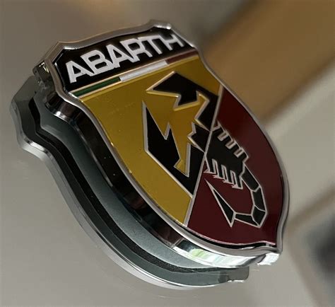 Badge Abarth (RED) esclusivo