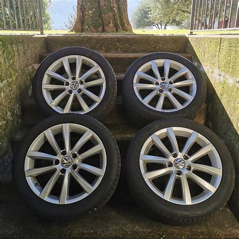 Dettaglio cerchi in lega per la Volkswagen Passat Variant