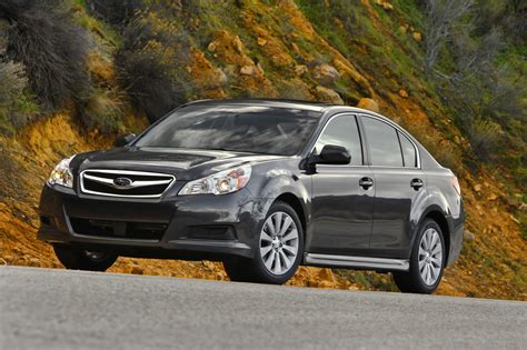 Subaru Legacy 2010 su strada