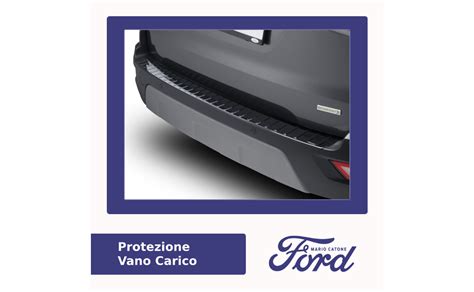 Dettaglio della protezione paraurti posteriore durante il carico