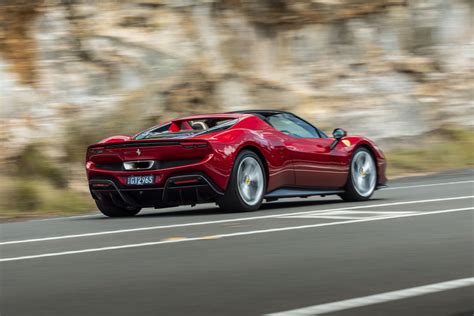 Ferrari 8C California Coupé 1:43 in primo piano