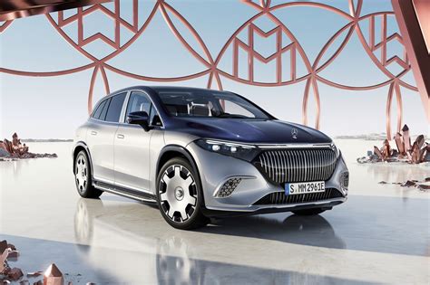 Mercedes EQS SUV design frontale