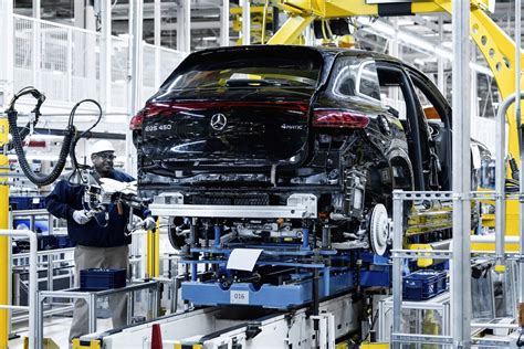 Mercedes EQS SUV produzione