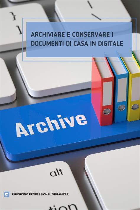 Archivio di documenti digitali e cartacei con normativa a lato
