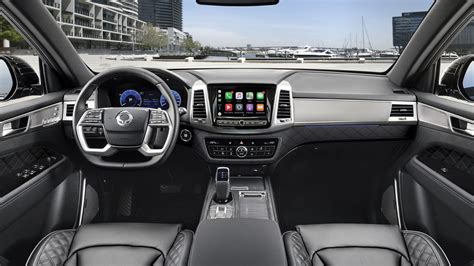 Interni SsangYong Rexton 2.2 4WD Icon con schermo infotainment