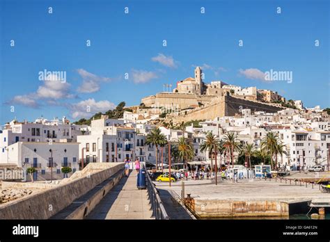 Vista panoramica di Dalt Vila, la città vecchia di Ibiza