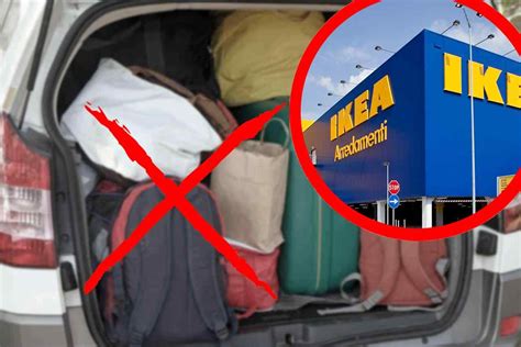 illustrazione di un bagagliaio auto pieno di pacchi IKEA