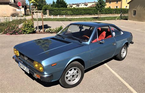 Lancia Beta Coupé S1 con parabrezza standard