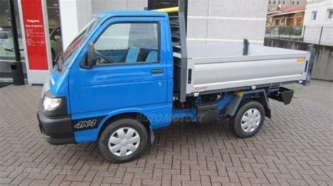 Piaggio Porter 4x4 in un cantiere