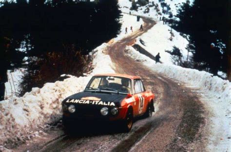 Vetture da rally storiche in azione