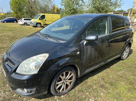 Dettaglio motore Toyota Corolla Verso D4D