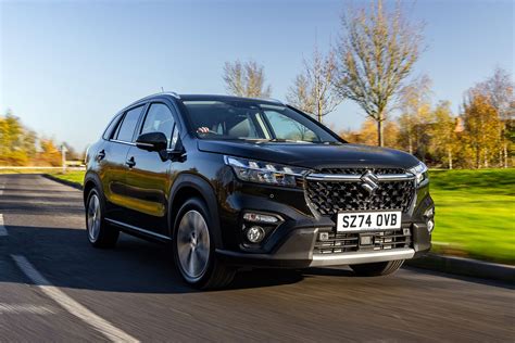 Suzuki S-Cross design esterno