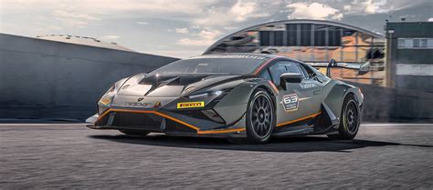 Lamborghini Huracan ST Evo2 in pista