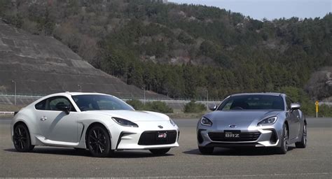 Toyota GR 86 e Subaru BRZ in pista