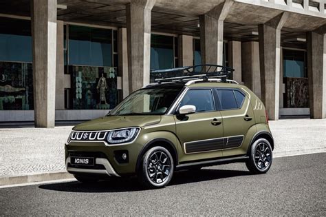 Frontale della Suzuki Ignis Hybrid con dettagli off-road