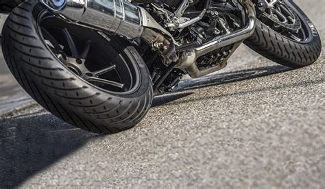 Pneumatico Metzeler Roadtec 01