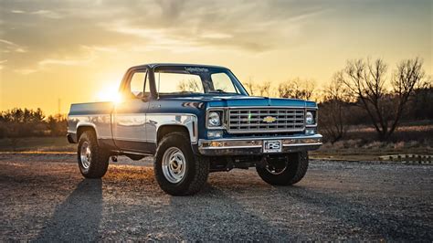 Chevrolet C30 Squarebody con kit di conversione 4x4