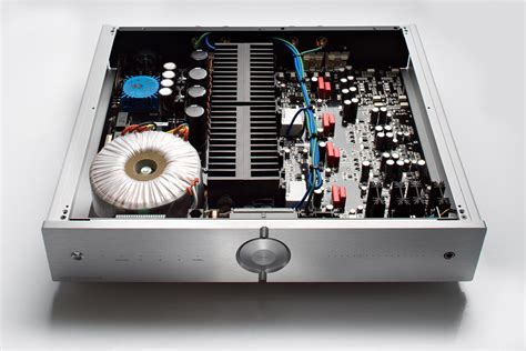 Audio Analogue Cento frontal view