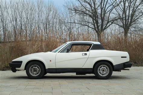 Interni di una Triumph TR7 Coupé
