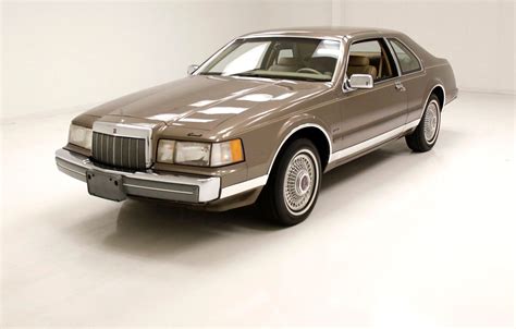 Lincoln Continental Mark VII LSC