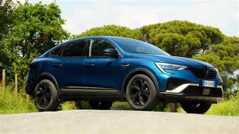 Renault Supercinque, vista di tre quarti anteriore