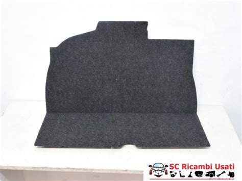 Varianti di rivestimento baule auto