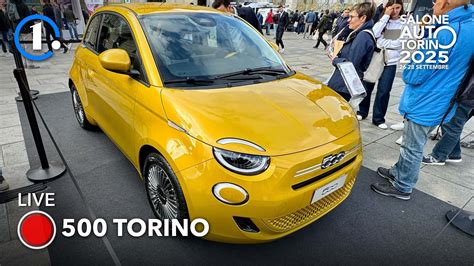 La presentazione della Fiat 500 a Torino