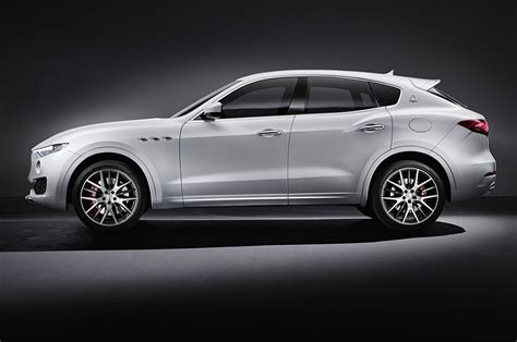 Maserati Levante profilo laterale