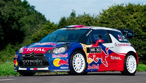 Citroen DS3 WRC in azione su una prova speciale